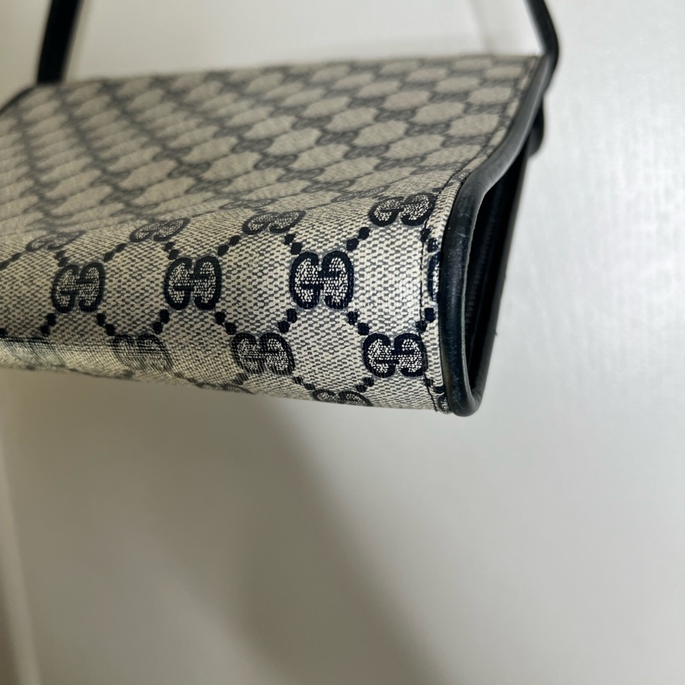 Vintage Gucci Shoulder Bag - Picture 10 of 16